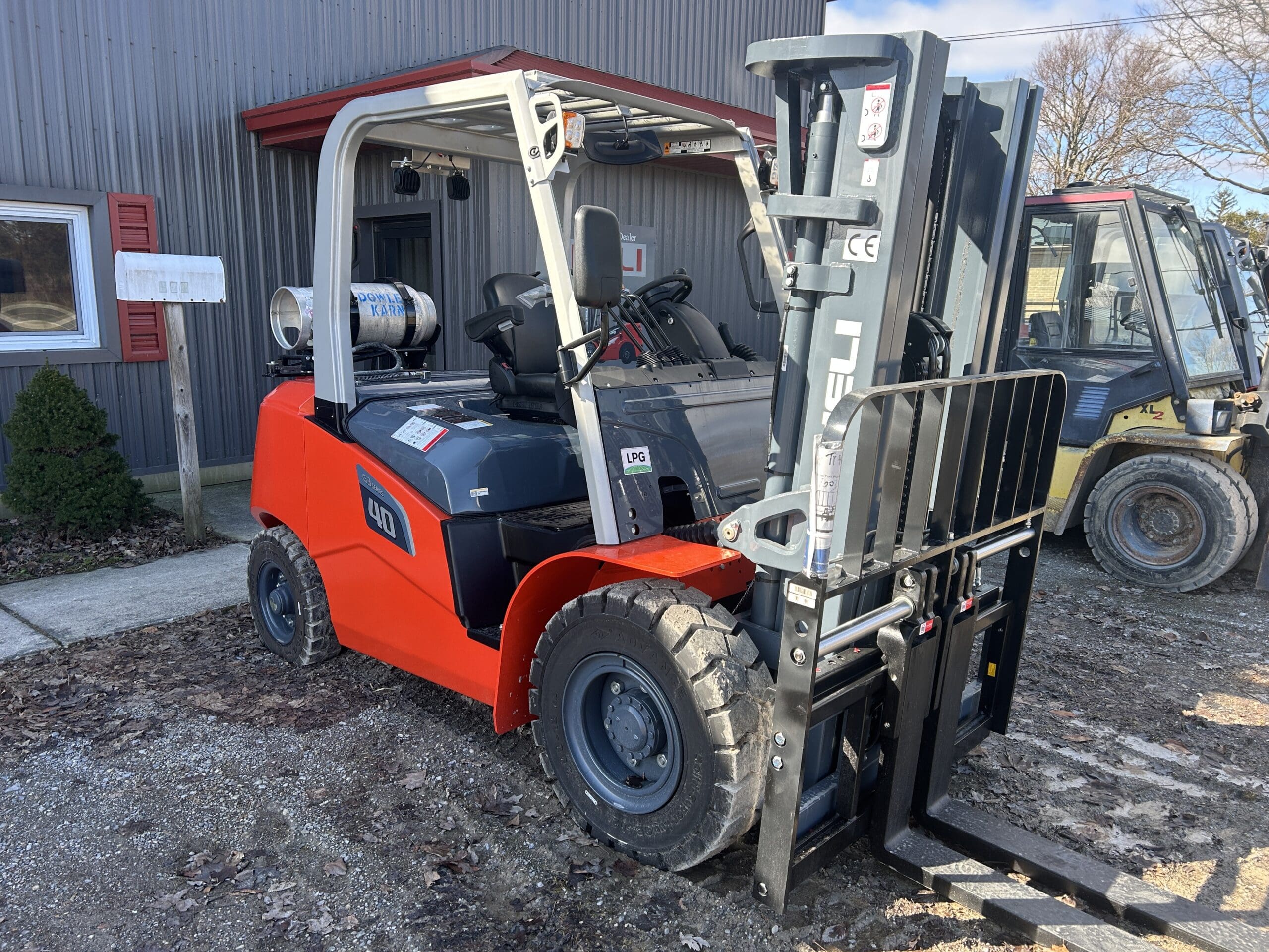 NEW! 8000lb Propane