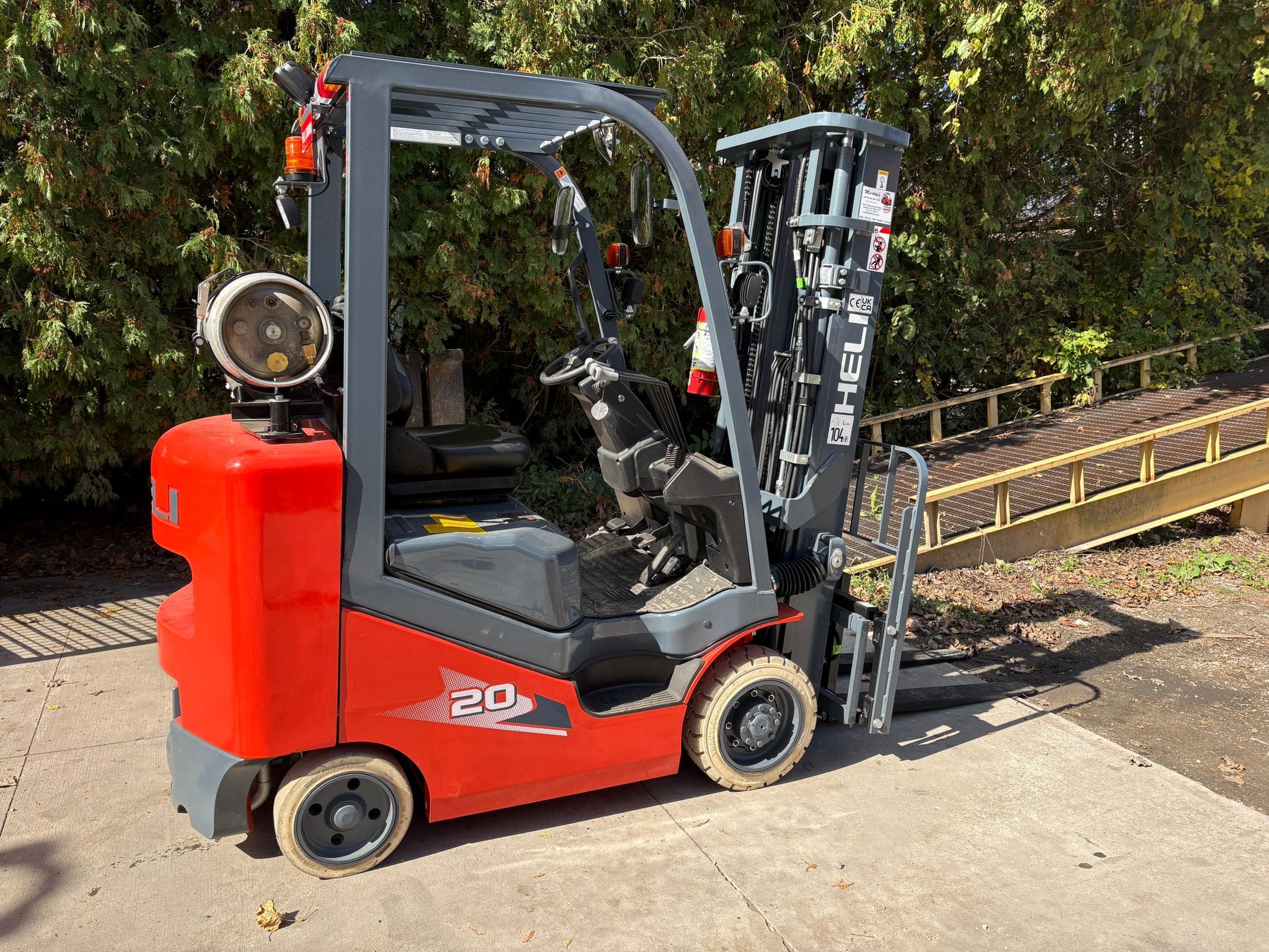 NEW! 4K Cushion (C25-146)